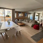 Renovated For 5 - With Balcony Lägenhet *