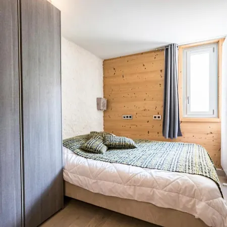 Renovated For 5 - With Balcony * Megève