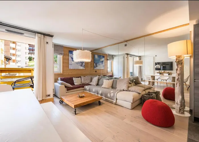 Renovated For 5 - With Balcony Lejlighed